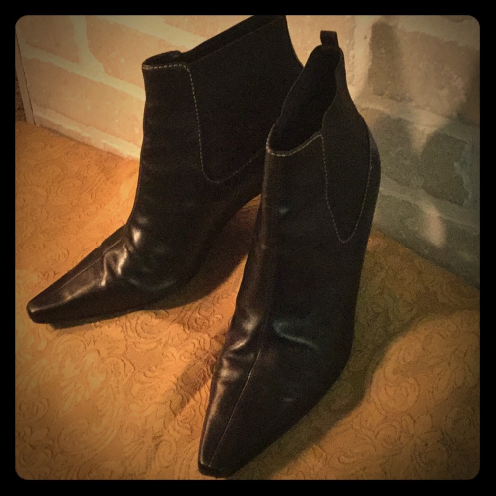 Cole Haan, Black Leather, Ankle Boot w/Detailing